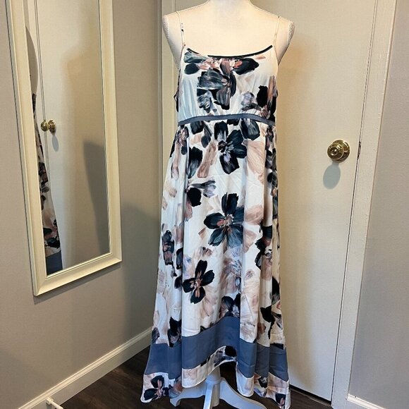 Simply Vera Vera Wang Watercolor Floral Asymmetrical Dress, Size Large - Picture 1 of 16